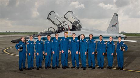 Sedmika nových astronaut NASA.