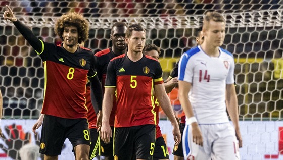 Belgický záloník Fellaini slaví vítzný gól v píprav proti esku.