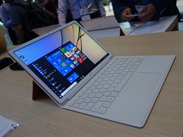 Druhou novinkou Huawei je 12palcový konvertibl 2 v 1 MateBook E. Klon Surfacu...