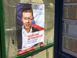 ern vlep protiislmskch plakt SPD se v Debi podle mstnch obyvatel...