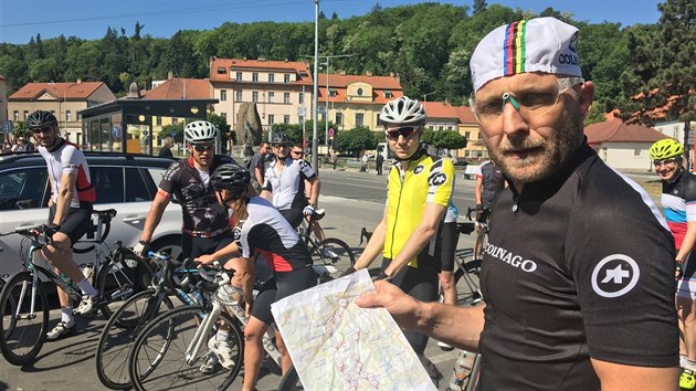 Petr Benk s itinerem a mapou cyklistickho vihu
