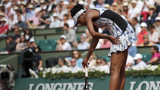 Venus Williamsov bhem zpasu tvrtho kola French Open.