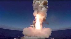 Rusko odpálilo ze Stedozemního moe rakety Kalibr na pozice IS u syrské...