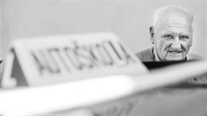 Učitel autoškoly Vladimír Zajíc Učitel autoškoly Vladimír Zajíc