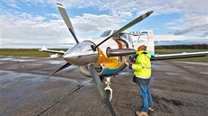 Letiště Vodochody zatím slouží hlavně jako zkušební podnikové letiště pro Aero... Letiště Vodochody zatím slouží hlavně jako zkušební podnikové letiště pro Aero...