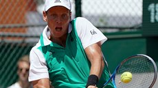 Tomá Berdych v duelu s Rusem Karenem Chaanovem.