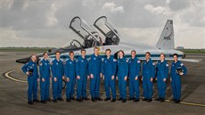 Sedmička nových astronautů NASA. Sedmička nových astronautů NASA.