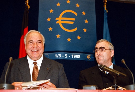 Kanclé Helmut Kohl a nmecký ministr financí Theo Waigel.