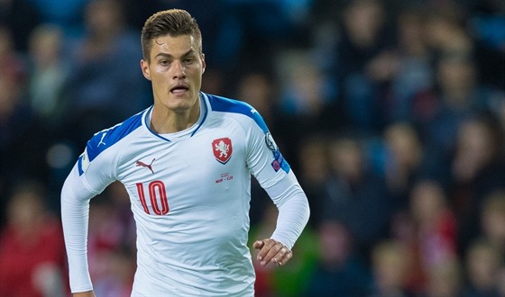 eský útoník Patrik Schick v kvalifikaním utkání proti Norsku.