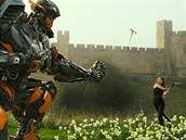 Z filmu Transformers: Poslední rytíř Z filmu Transformers: Poslední rytíř