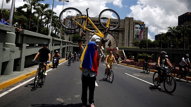 Protivldn protesty ve Venezuele. (12.6. 2017)