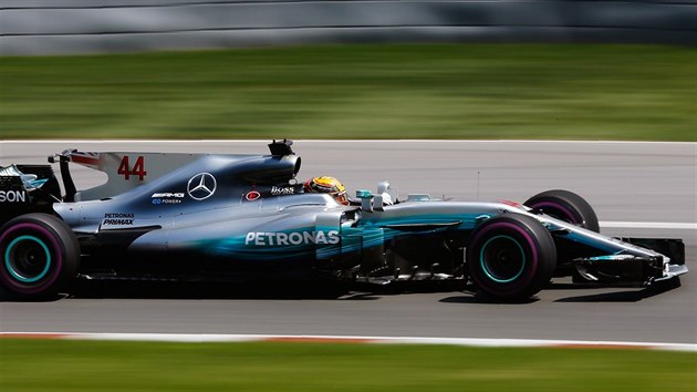 Lewis Hamilton z Mercedesu ve Velk cen Kanady.