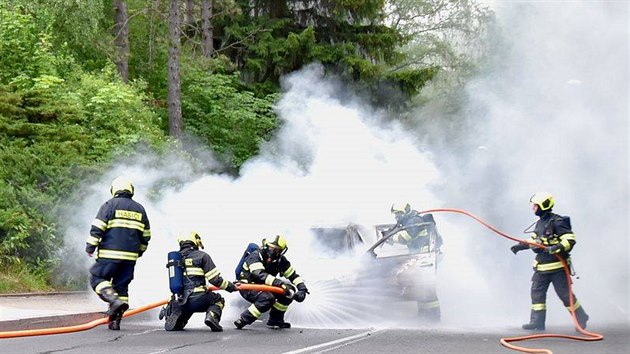 idii v Hornm Slavkov zaalo za jzdy hoet auto.