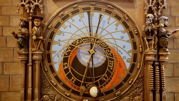 V Technickm muzeu v Brn funguje vrn kopie staromstskho orloje, kter je nyn v oprav. Model v pomru 1:10 sestavil Karel ebela.