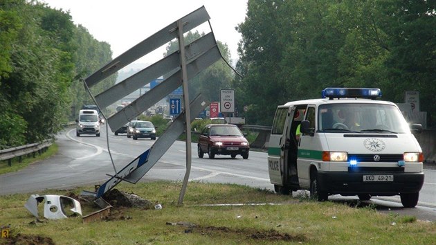 Auto bouralo na Strakonick (16.6.2017).