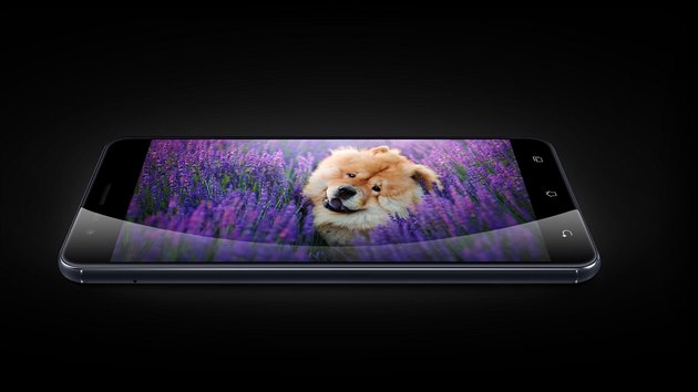 ASUS ZenFone Zoom S m vkonn fotoapart a ob baterii