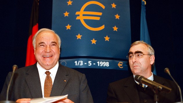 Kanclé Helmut Kohl a nmecký ministr financí Theo Waigel.