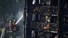 Vový dm Grenfell Tower eká po poáru demolice.