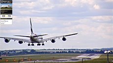 Dvojité přistání Airbus A380 Dvojité přistání Airbus A380