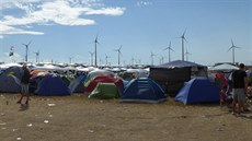 Festival Nova Rock se koná u rakouského Nickelsdorfu na parcele obklopené...