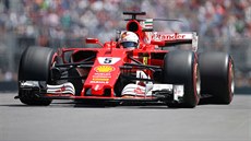 Sebastian Vettel v kvalifikaci na Velkou cenu Kanady