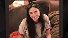 Demi Moore se „pochlubila“ fotkou bez zubů. Demi Moore se „pochlubila“ fotkou bez zubů.