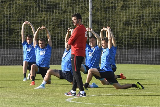 Fotbalisté Sparty Praha zahájili pípravu na novou sezonu. Uprosted je nový...