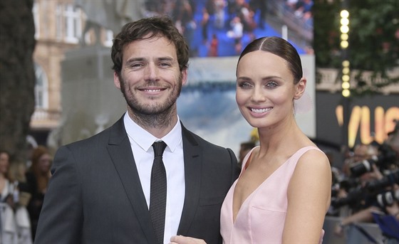 Sam Claflin a jeho manelka Laura Haddocková (Londýn, 18. ervna 2017)