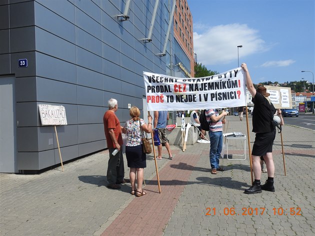 Demonstrace na námstí Organizace spojených národ