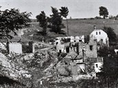 Takto vypadaly Ležáky v roce 1943, tedy zhruba rok po tragédii. Takto vypadaly Ležáky v roce 1943, tedy zhruba rok po tragédii.