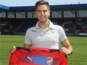 Fotbalista Aleš Čermák se stal novou posilou Plzně, střední záložník tam... Fotbalista Aleš Čermák se stal novou posilou Plzně, střední záložník tam...
