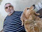 Dnes si Petr Pavlásek, který v lednu oslavil sedmdesátiny, užívá důchodu.... Dnes si Petr Pavlásek, který v lednu oslavil sedmdesátiny, užívá důchodu....