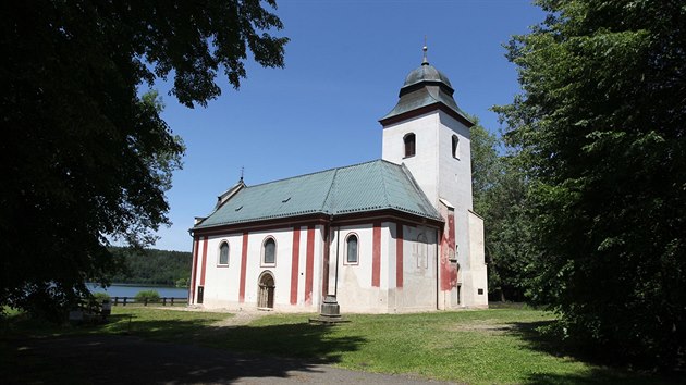 Dnes je Zahrdka mstem opedenm magi.