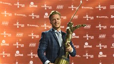 VÍTĚZ. David Pastrňák na slavnostním vyhlášení ankety Zlatá hokejka o... VÍTĚZ. David Pastrňák na slavnostním vyhlášení ankety Zlatá hokejka o...