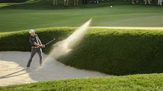 Jordan Spieth vyhrál díky povedené ráně z písku do jamky v rozstřelu turnaj... Jordan Spieth vyhrál díky povedené ráně z písku do jamky v rozstřelu turnaj...