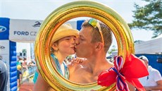 Moraviaman 2017 v Otrokovicích. Na snímku vítěz Lukáš Krpec s dcerou. Moraviaman 2017 v Otrokovicích. Na snímku vítěz Lukáš Krpec s dcerou.