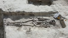 Na místě archeologové našli celou řadu artefaktů i ostatků z 8. století z... Na místě archeologové našli celou řadu artefaktů i ostatků z 8. století z...