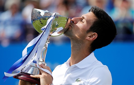 Novak Djokovi, vtz turnaje v Eastbourne