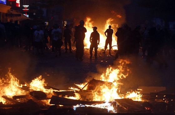 Protesty v ulicích Hamburku, kde se v pátek a v sobotu probíhal summit G20