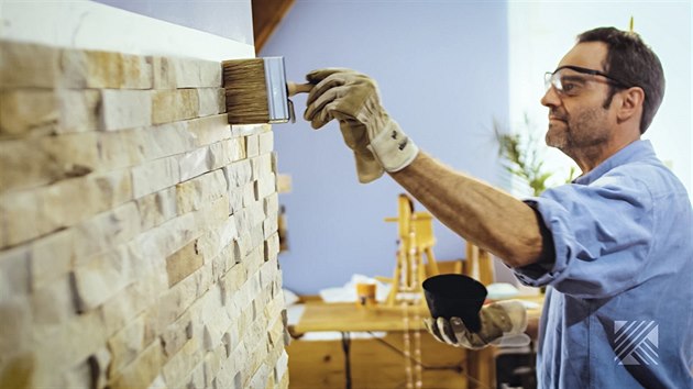 Obložte stěnu kamenem Obložte stěnu kamenem