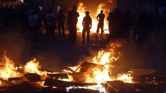 Protesty v ulicích Hamburku, kde se v pátek a v sobotu probíhal summit G20 Protesty v ulicích Hamburku, kde se v pátek a v sobotu probíhal summit G20