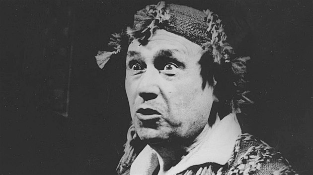 Herec Frantiek ehk ve he Veer tkrlov v roce 1977 v olomouckm Moravskm divadle. Role: Vejraka