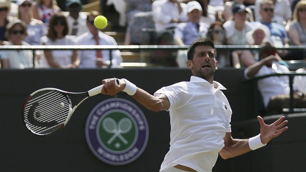 Novak Djokovi v utkn 2. kola Wimbledonu proti Adamu Pavlskovi