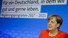 Angela Merkelová v pondělí představila volební program CDU/CSU (3. července... Angela Merkelová v pondělí představila volební program CDU/CSU (3. července...