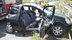 Nehoda dvou aut u Zašové na Vsetínsku. Spolujezdkyně z černého fordu zemřela,... Nehoda dvou aut u Zašové na Vsetínsku. Spolujezdkyně z černého fordu zemřela,...