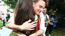 Youtubeři se na karlovarském festivalu setkali s fanoušky (4. července 2017). Youtubeři se na karlovarském festivalu setkali s fanoušky (4. července 2017).