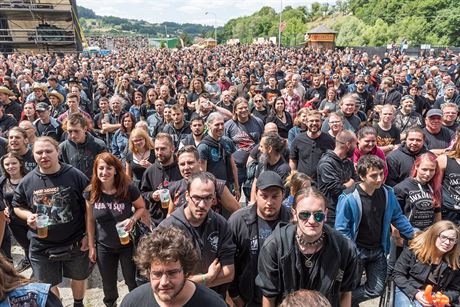 Fanouci metalu na festivalu Masters of Rock ve Vizovicích. (13. ervence 2017)