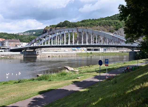 Benev most v Ústí nad Labem.