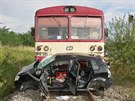 idika Volkswagenu Polo vjela v Klatovech ped motorový vlak. Po stetu...