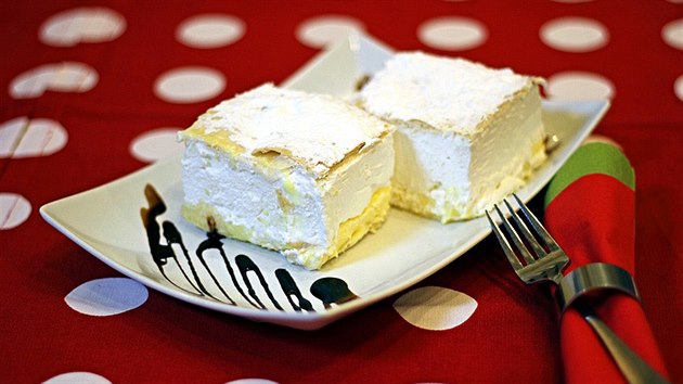 Lahodná kremšnita. Kdo jednou ochutná, nikdy nezapomene. Lahodná kremšnita. Kdo jednou ochutná, nikdy nezapomene.